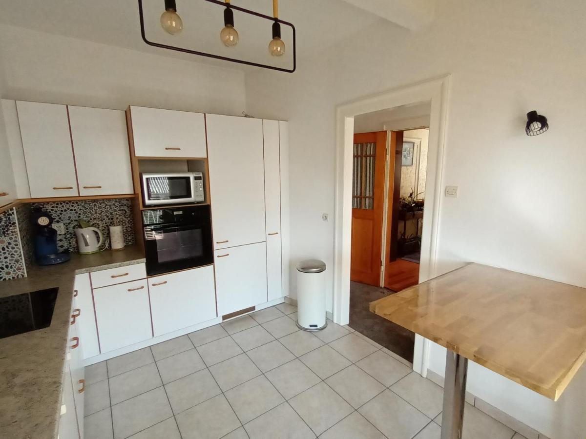 Apartmán Logis Le 18 Rose Štrasburk Exteriér fotografie