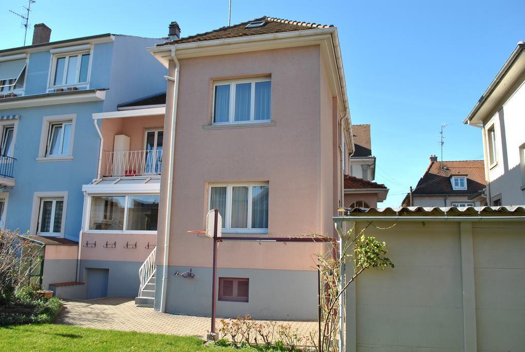 Apartmán Logis Le 18 Rose Štrasburk Exteriér fotografie