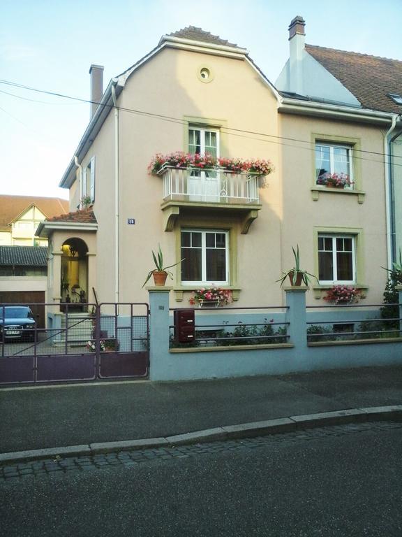 Apartmán Logis Le 18 Rose Štrasburk Exteriér fotografie